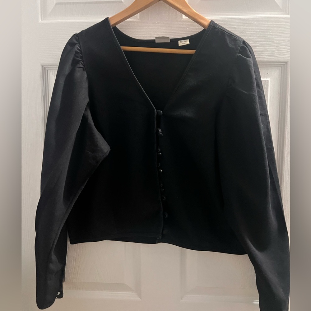 Levi’s Black Top